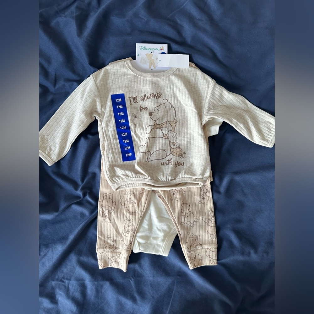 NWT - 4 Piece Disney Baby Winnie the Pooh Set